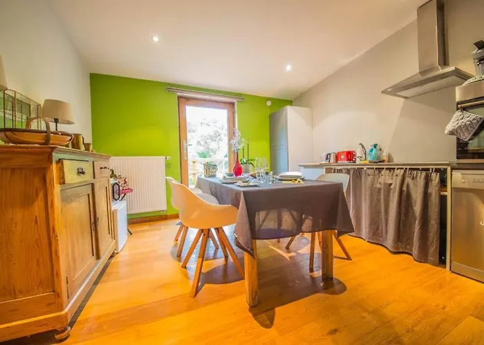 בית נופש Chez Madame Irma אייבלי